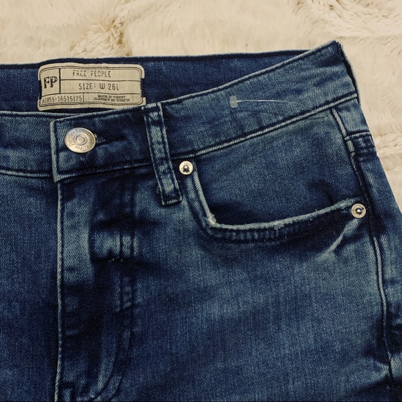 Free People ✨ Busted Skinny Jeans - Picture 7 of 8